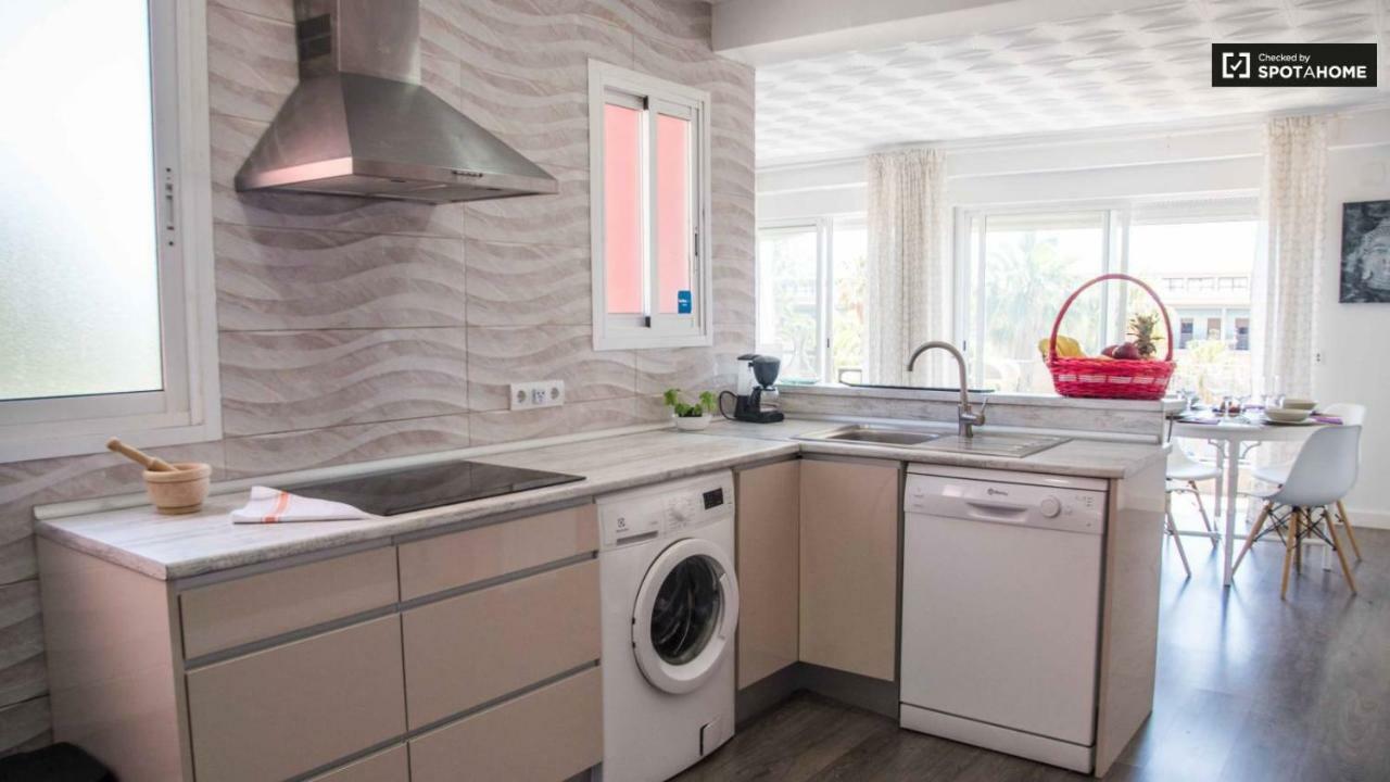 Apartmentsuitespain Atic Panoramic Beach Valencia Eksteriør billede